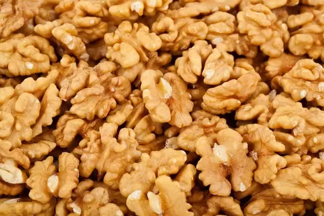 walnut kernels for activity
